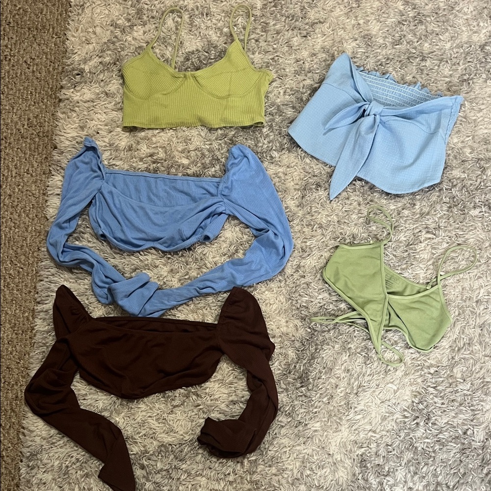 5 Trendy Crop Tops Set (size XS/S)